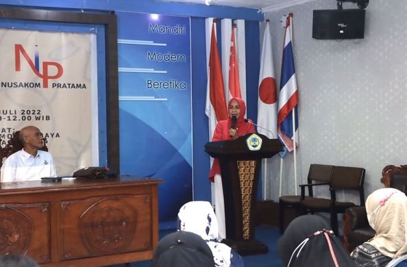 Unitomo PWI Presiden