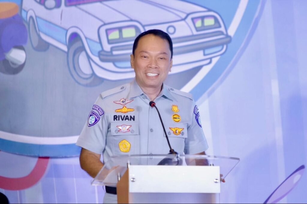 Screenshot_2023-03-21-16-46-35-263_com.whatsapp.w4b-01