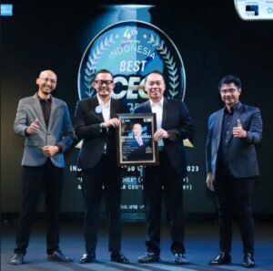 Rivan Purwantono CEO Terbaik Iconomics