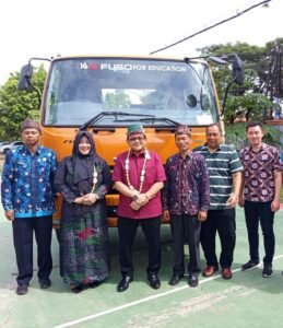 KTB Donasi SMK Mitsubishi Fuso