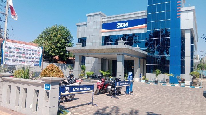 BRI Pamekasan Investasi Fiktif Hukum