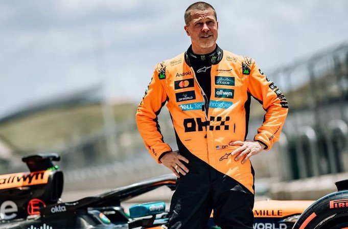 Brad Pitt McLaren