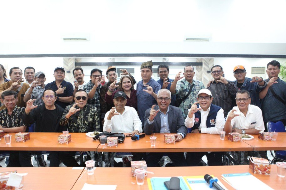 Akhmad Munir Ketua Umum PWI