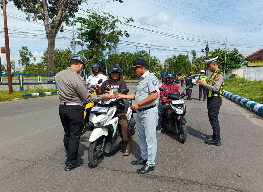 Blitar Operasi Gabungan