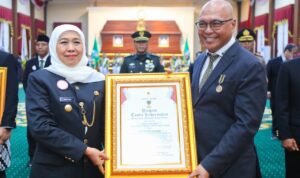 Munir PWI Khofifah Indar Parawansa Gub Jatim Gubernur Jatim PWI Akhmad Munir