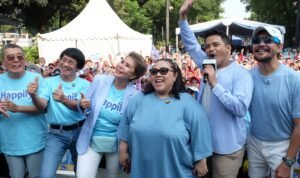 WINGS Care Happily Popok Celana Dewasa Haijatim WINGS Care Popok Dewasa Happily