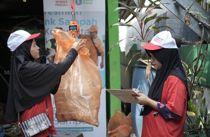 Wings Peduli Bank Sampah