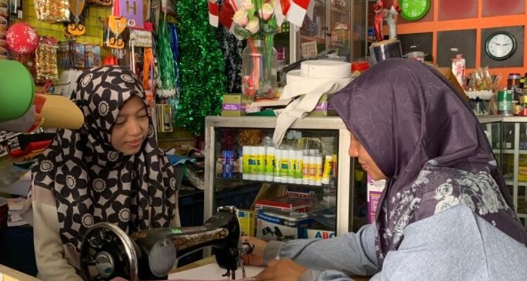 STIESIA Surabaya Pembukuan Sederhana UMKM Kutisari