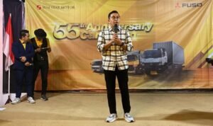 Sun Star Motor Juanda Sidoarjo Fuso 55 Tahun Haijatim Sun Star Motor Sidoarjo 55 Tahun Mitsubishi Fuso