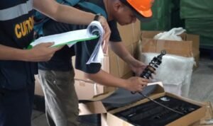 Bea Cukai Tanjung Perak Bongkar Barang Ilegal Terminal Teluk Lamong