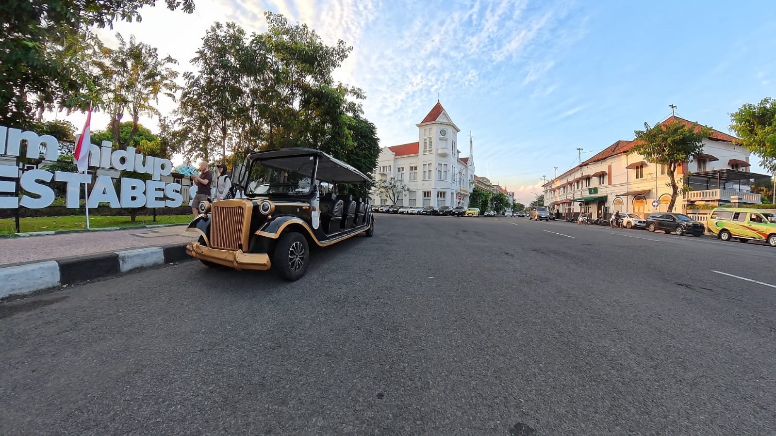 Lamora Kota Lama Surabaya Tourwagen Haijatim Wajah Baru Lamora Kota Lama Surabaya