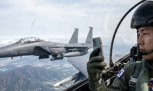 Pilot Pesawat Tempur Selfie