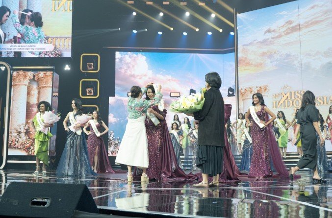 Dian Kharisma Raih Miss Royale 2026